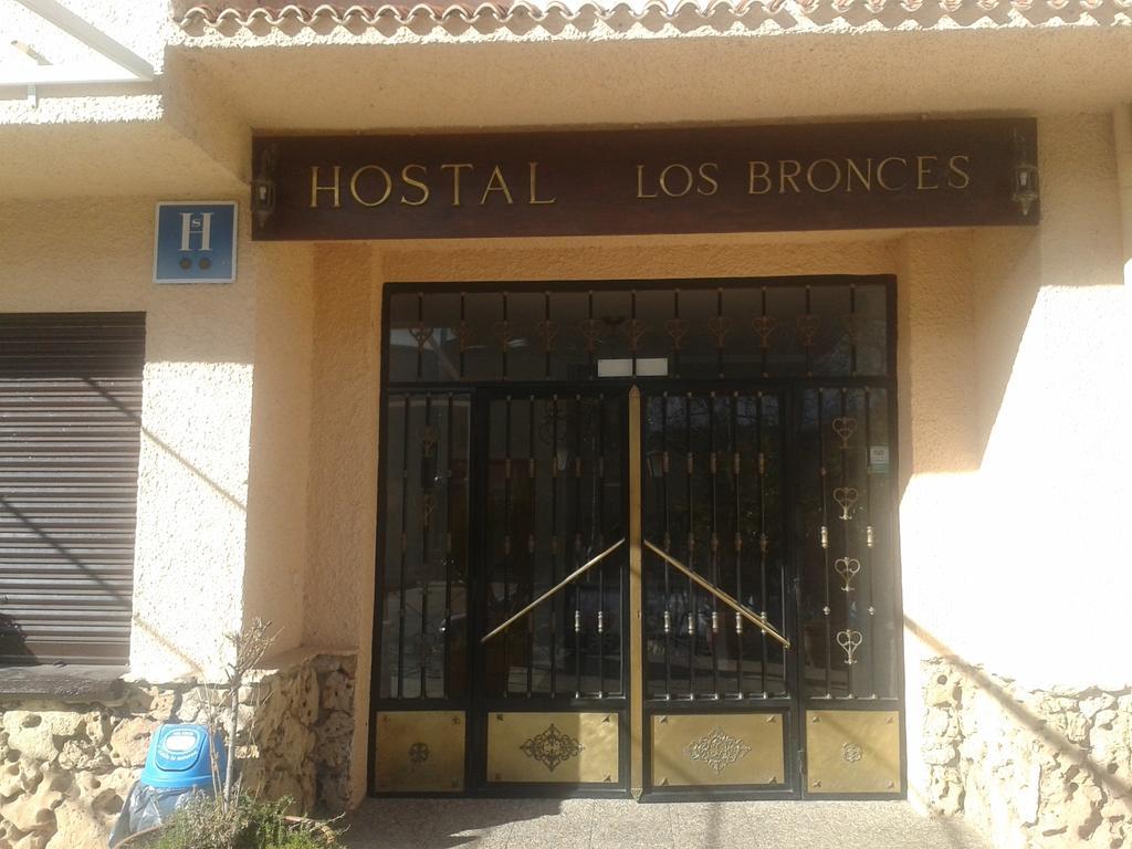 Hostal Restaurante Los Bronces Riopar Bagian luar foto